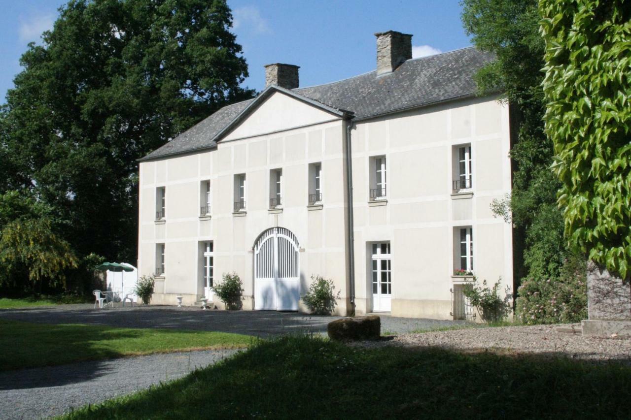 Chateau De Lamberville Exterior photo